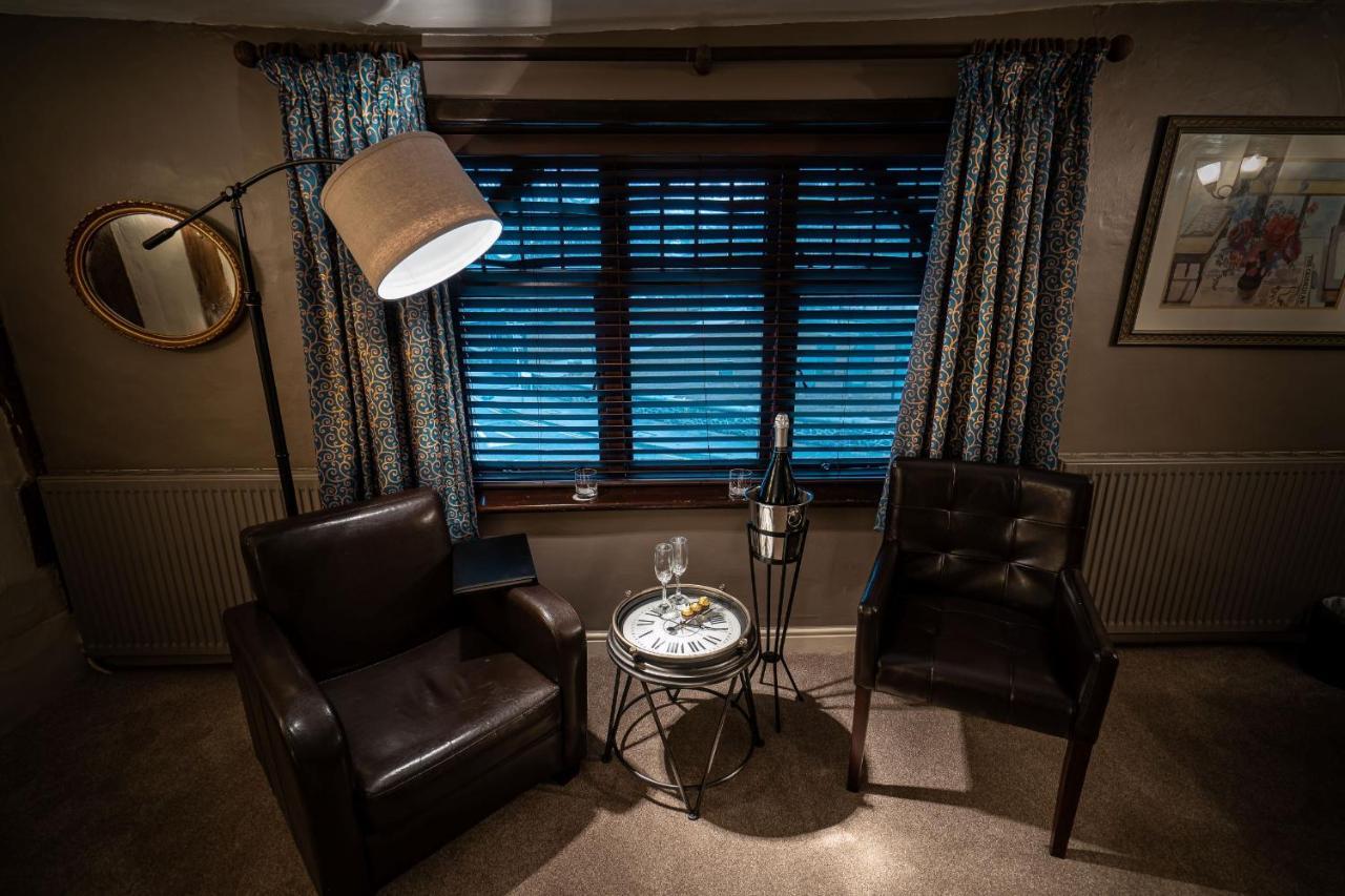 Caravelli Hotel Loughborough Buitenkant foto