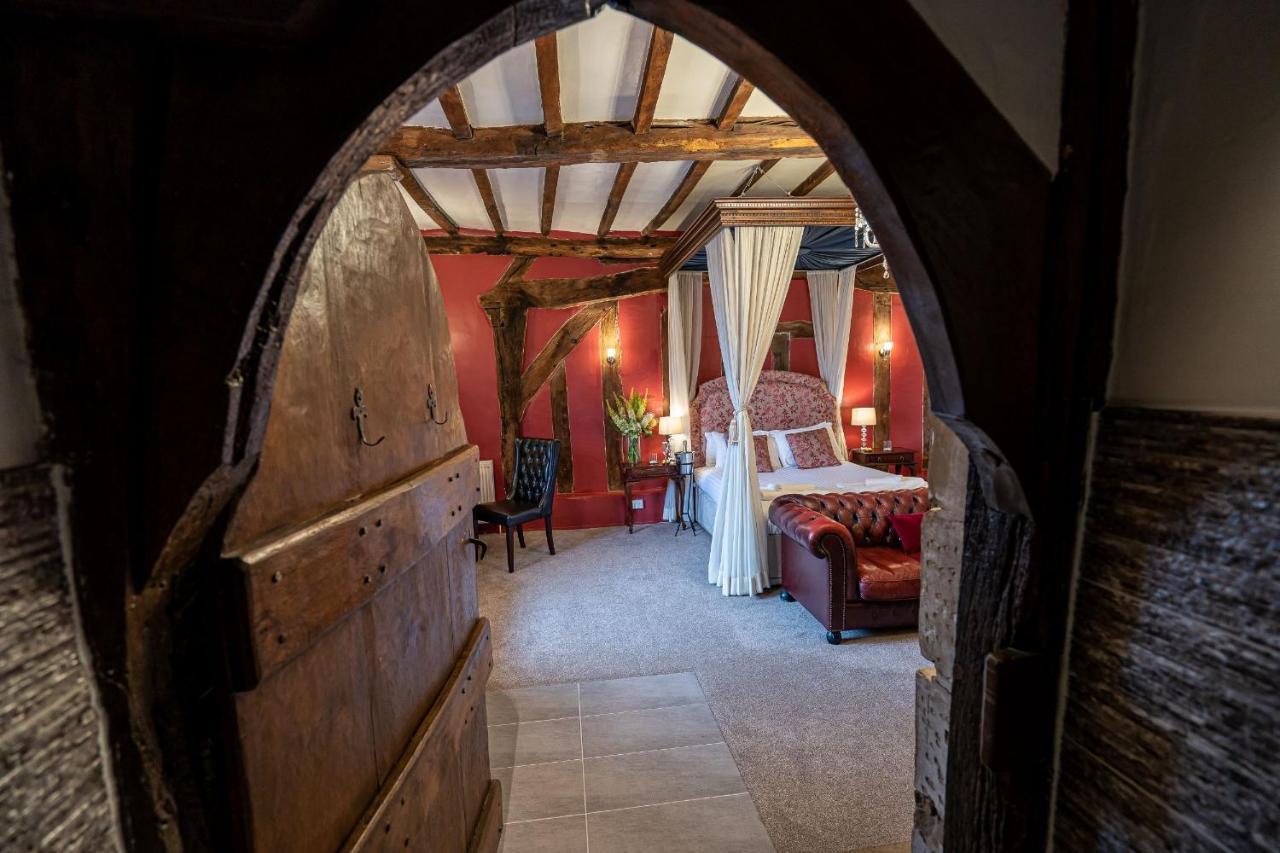 Caravelli Hotel Loughborough Buitenkant foto